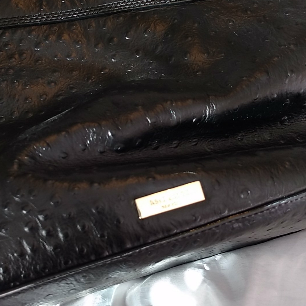 Kate spade TOTE EUC black ostrich - Picture 8 of 9